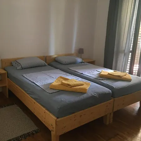 Olivia Apartment, * Zambratija (Istria)
